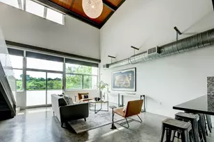 2205 N Lamar Blvd, Austin, TX 78705 - Photo 8