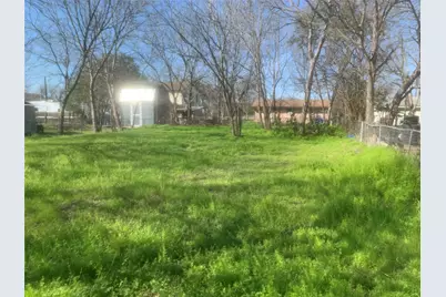 1622 Starcke Street, Seguin, TX 78155 - Photo 6