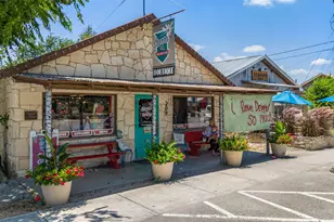 242 Crater Lk Dr, Dripping Springs, TX 78620 - Photo 26