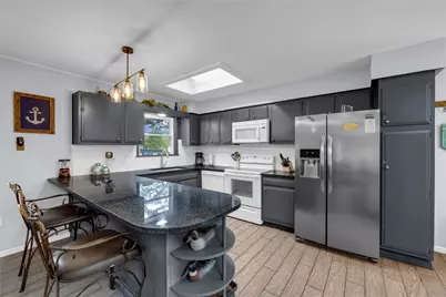 817 County Road 126, Kingsland, TX 78639 - Photo 16