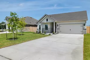 112 Mathew St, Bertram, TX 78605 - Photo 2