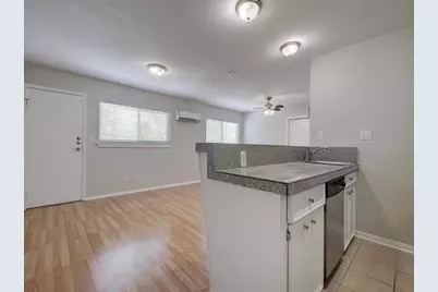 304 E 33rd Street #26, Austin, TX 78705 - Photo 16