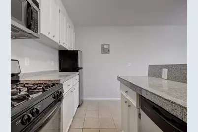 304 E 33rd Street #26, Austin, TX 78705 - Photo 14