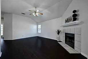 317 McCoy Ln, Hutto, TX 78634 - Photo 6