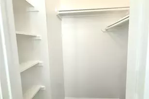 529 W Metcalfe St, Hutto, TX 78634 - Photo 20