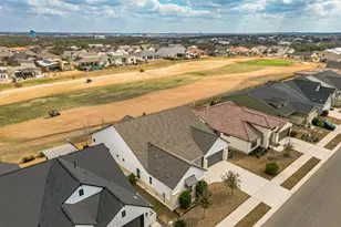 1316 Dancing Oak Ln, San Marcos, TX 78666 - Photo 4