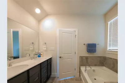 2013 Purple Martin Drive, Pflugerville, TX 78660 - Photo 14