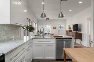 900 W Lynn St, Austin, TX 78703 - Photo 10