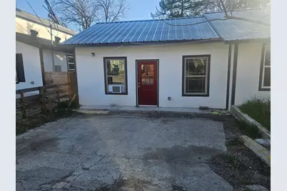 816 Mora Street, Lockhart, TX 78644 - Photo 1