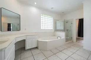 103 Birdie, Horseshoe Bay, TX 78657 - Photo 14