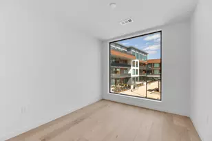 2209 S 1st St, Austin, TX 78704 - Photo 12