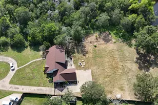 137 Wamel Way, Cedar Creek, TX 78612 - Photo 10