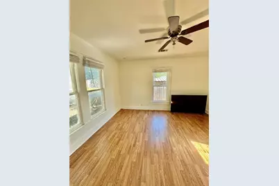 515 N Lampasas Street, Bertram, TX 78605 - Photo 16