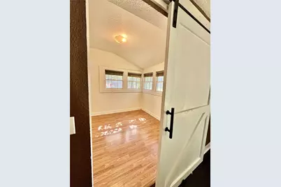 515 N Lampasas Street, Bertram, TX 78605 - Photo 8