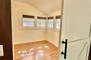 515 N Lampasas St, Bertram, TX 78605 - Photo 8