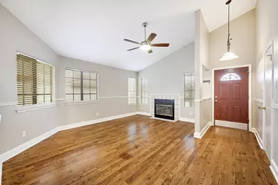 3006 Linnet Drive, Austin, TX 78745 - Photo 4
