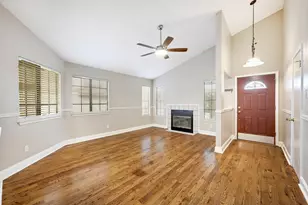 3006 Linnet Dr, Austin, TX 78745 - Photo 4