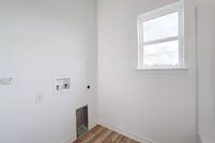231 La Fortuna Dr, Del Valle, TX 78617 - Photo 14