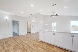 231 La Fortuna Dr, Del Valle, TX 78617 - Photo 12