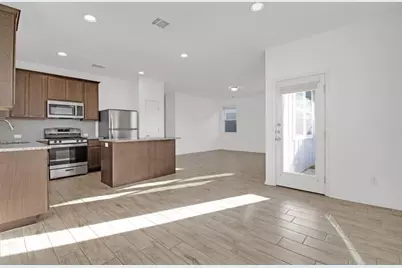 283 Fabion Street, Kyle, TX 78640 - Photo 8