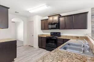 4005 Cressler Ln, Jarrell, TX 76537 - Photo 8