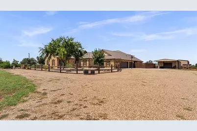 288 Lehne, Buchanan Dam, TX 78609 - Photo 2