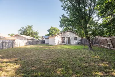 1407 Click Cove #B, Austin, TX 78758 - Photo 16