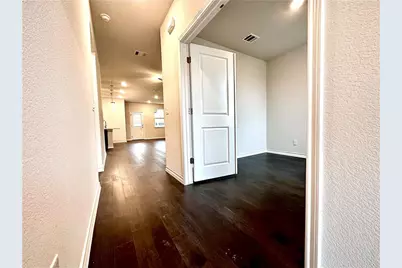 709 Long Run, Liberty Hill, TX 78642 - Photo 4