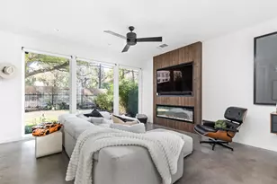631 Tillery St, Austin, TX 78702 - Photo 12