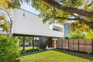 631 Tillery St, Austin, TX 78702 - Photo 4