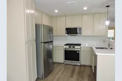 6908 Rufus Drive, Austin, TX 78752 - Photo 6