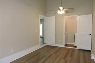 6908 Rufus Dr, Austin, TX 78752 - Photo 10