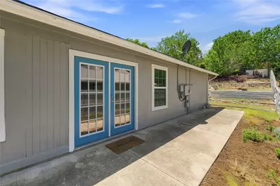 7000 Shannon Drive, Austin, TX 78724 - Photo 32
