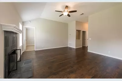 5703 Teri Road, Austin, TX 78744 - Photo 4