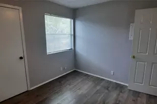 823 Taulbee Ln, Austin, TX 78757 - Photo 14
