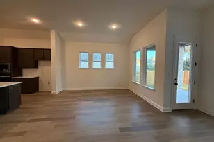 192 Five Mile Crk Wy, Kyle, TX 78640 - Photo 6