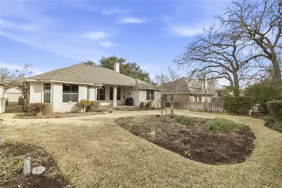 309 Heritage Hills Drive, Fredericksburg, TX 78624 - Photo 24