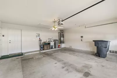 309 Heritage Hills Drive, Fredericksburg, TX 78624 - Photo 28