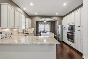 401 Bellagio Dr, Lakeway, TX 78734 - Photo 10