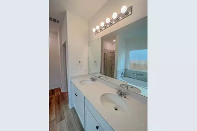 438 Perfect World Loop, Jarrell, TX 76537 - Photo 10
