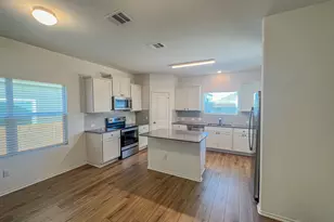 438 Perfect World Loop, Jarrell, TX 76537 - Photo 4