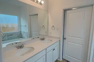 438 Perfect World Loop, Jarrell, TX 76537 - Photo 14