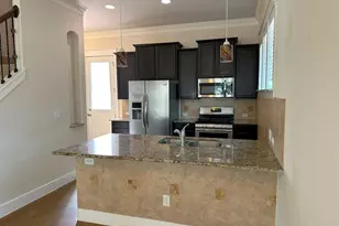 505 W N Loop Blvd, Austin, TX 78751 - Photo 8
