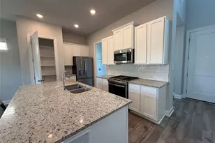 131 Spangle Wy, Kyle, TX 78640 - Photo 6