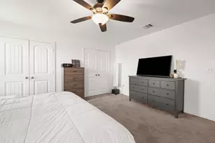 6400 Wagon Spring St, Del Valle, TX 78617 - Photo 12