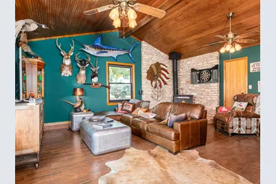 1045 Private Road 7005, Lexington, TX 78947 - Photo 10