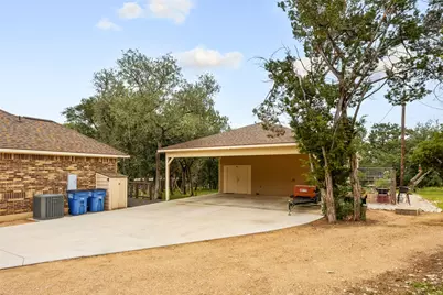 805 Willow Creek Circle, San Marcos, TX 78666 - Photo 20