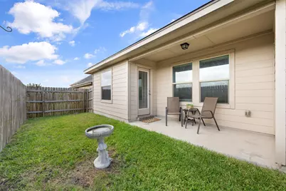 208 Plata Lane, Jarrell, TX 76537 - Photo 36