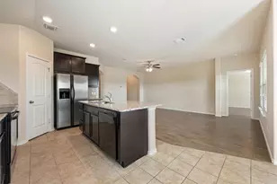 208 Plata Ln, Jarrell, TX 76537 - Photo 22