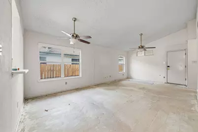 8128 Huddleston Lane, Austin, TX 78748 - Photo 4